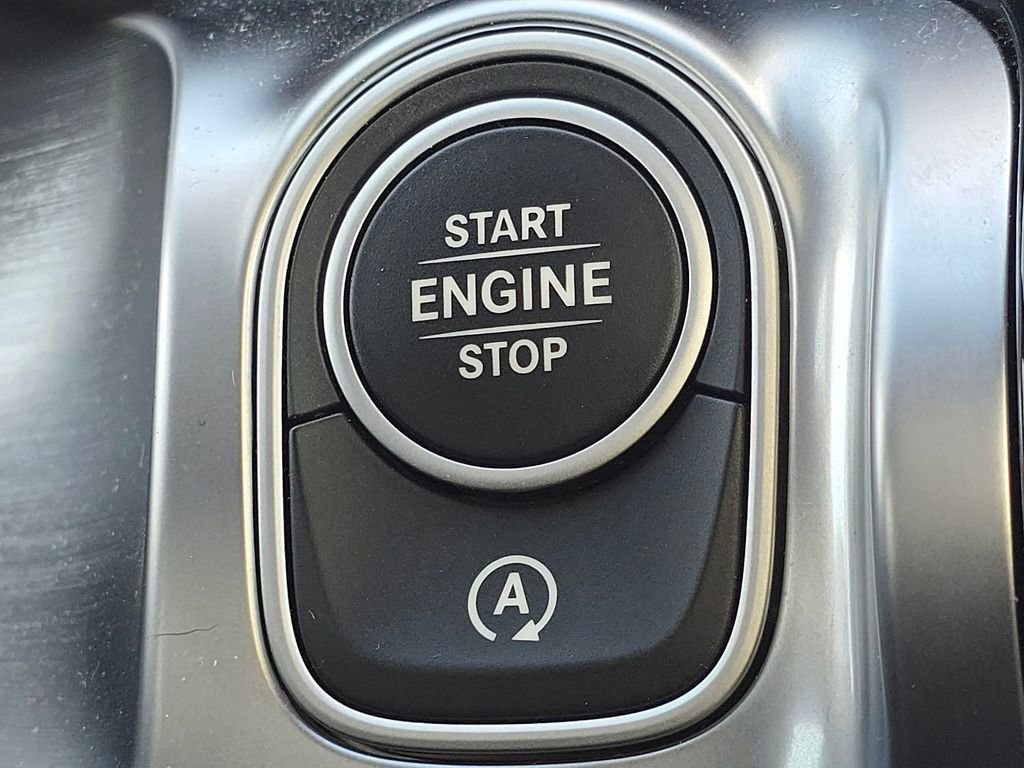 Used 2024 Mercedes-Benz GLB 250 GLB 250 image 35