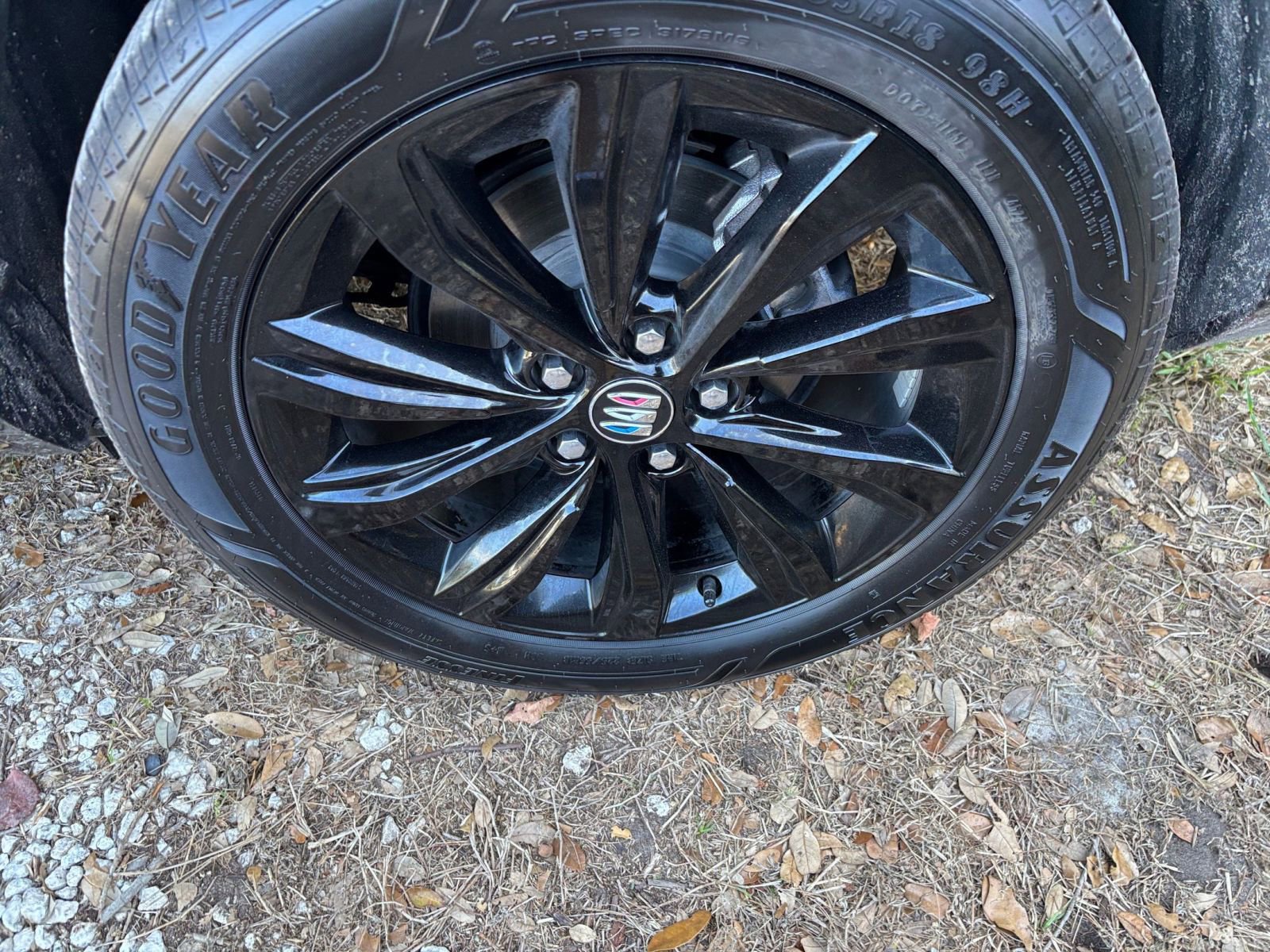 Used 2025 Buick Envista Sport Touring image 31