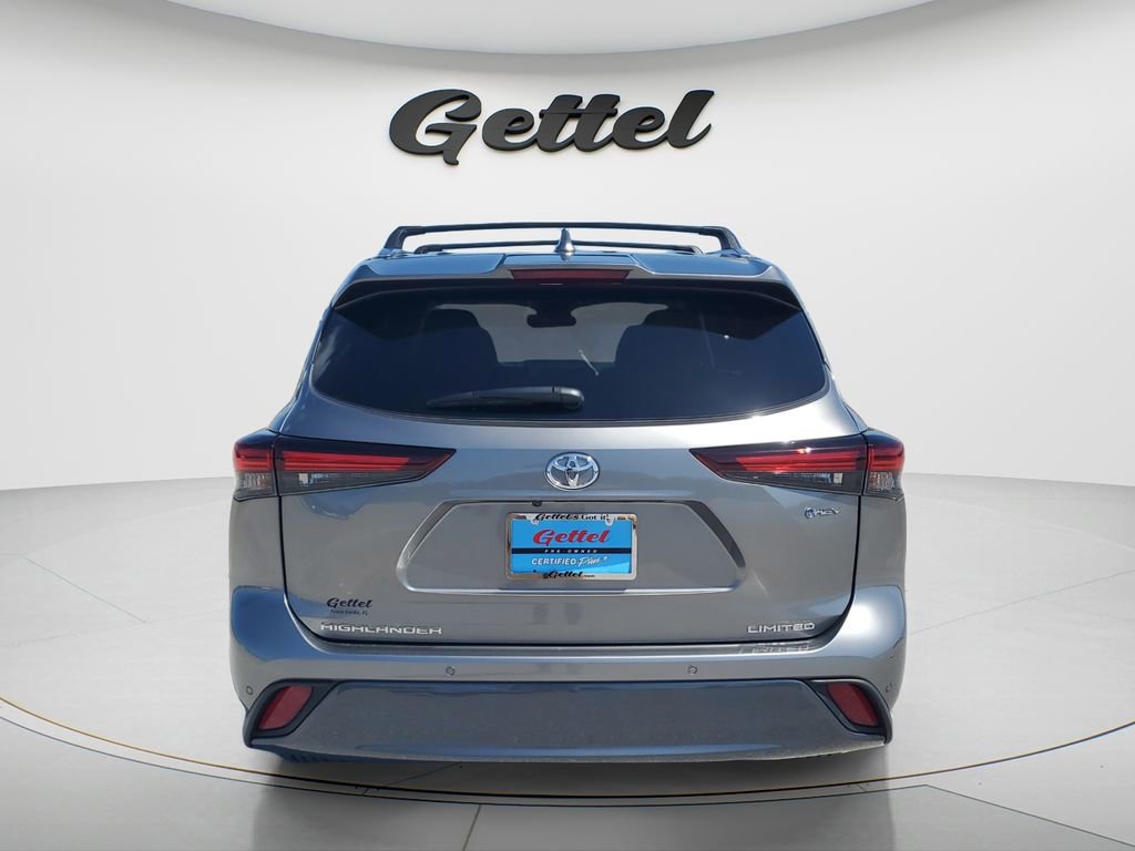 Used 2025 Toyota Highlander Limited image 13