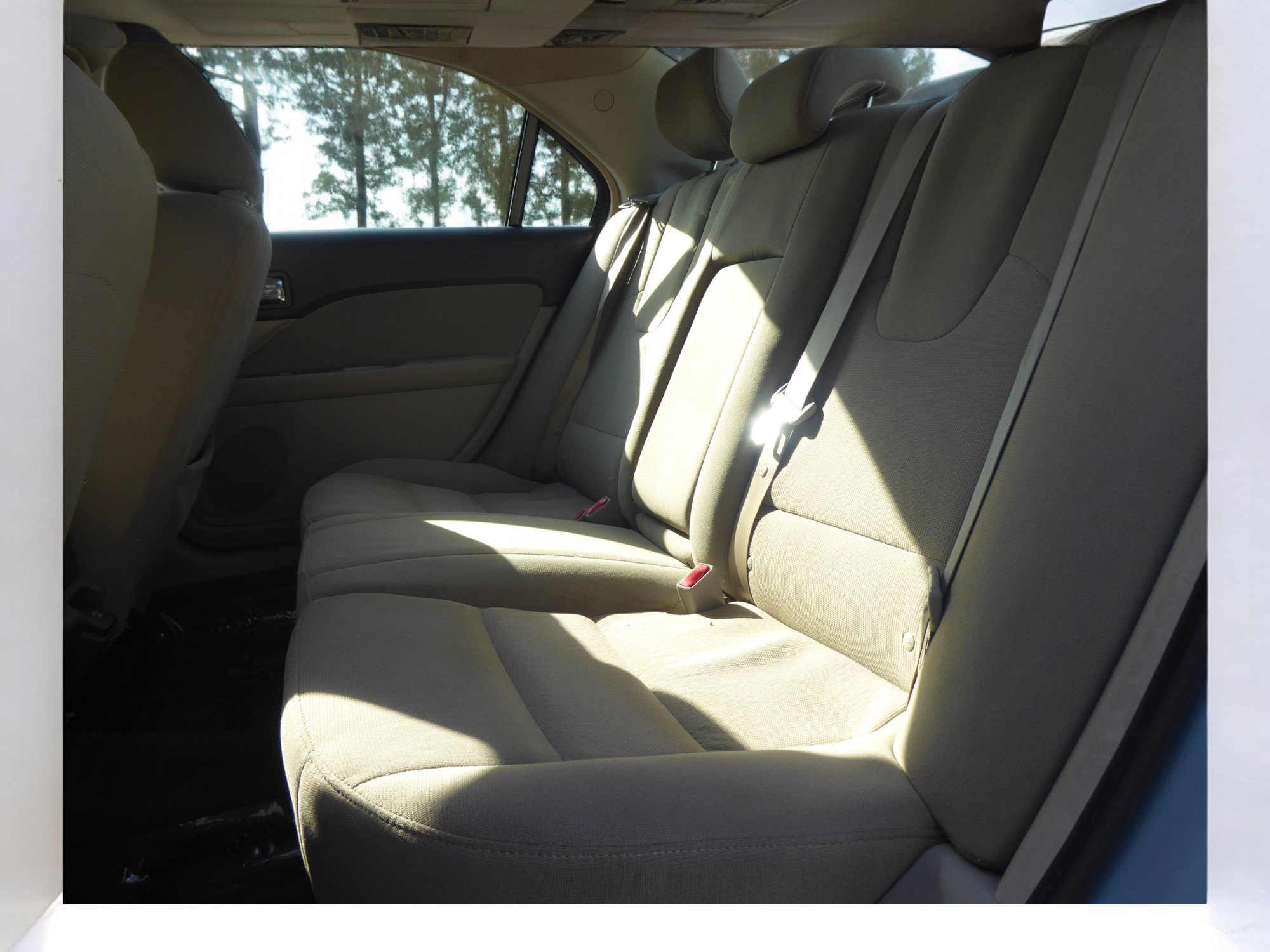 Used 2011 Ford Fusion Hybrid image 16