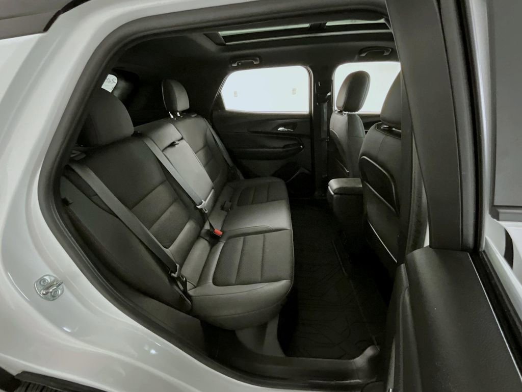 Certified 2023 Chevrolet TrailBlazer RS w/ Sun and Liftgate Package image 18
