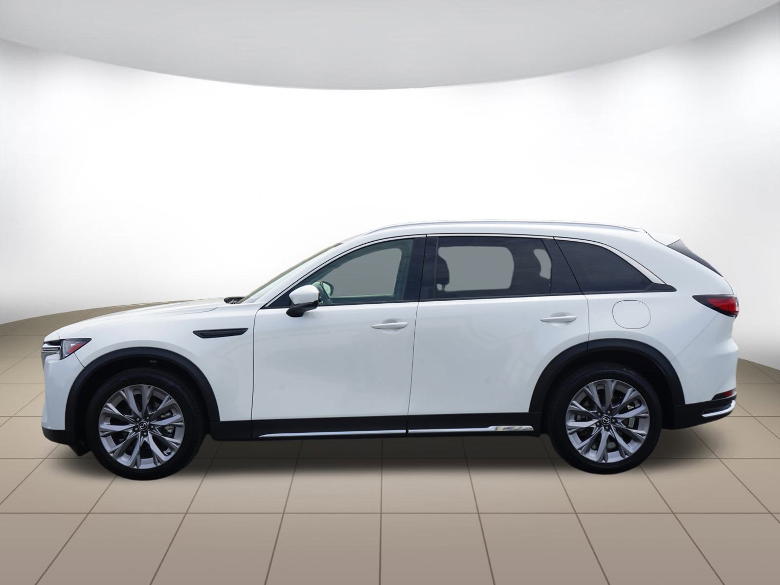 Used 2024 MAZDA CX-90 3.3 Turbo w/ Premium Package AWD/4WD image 4