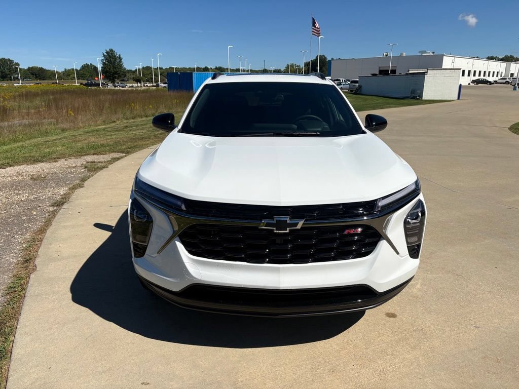 New 2026 Chevrolet Trax RS w/ Sunroof Package FWD image 12