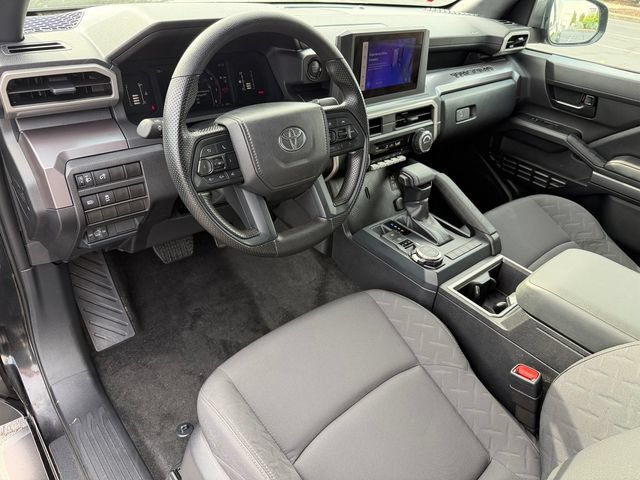 Certified 2025 Toyota Tacoma SR5 AWD/4WD image 12
