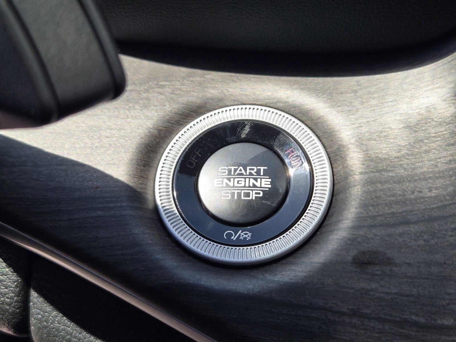 New 2025 Jeep Grand Cherokee Limited image 18