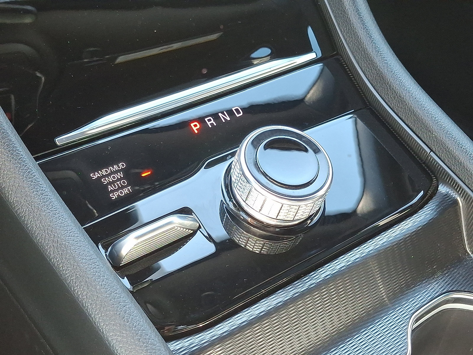 New 2026 Jeep Grand Cherokee Altitude AWD/4WD image 10