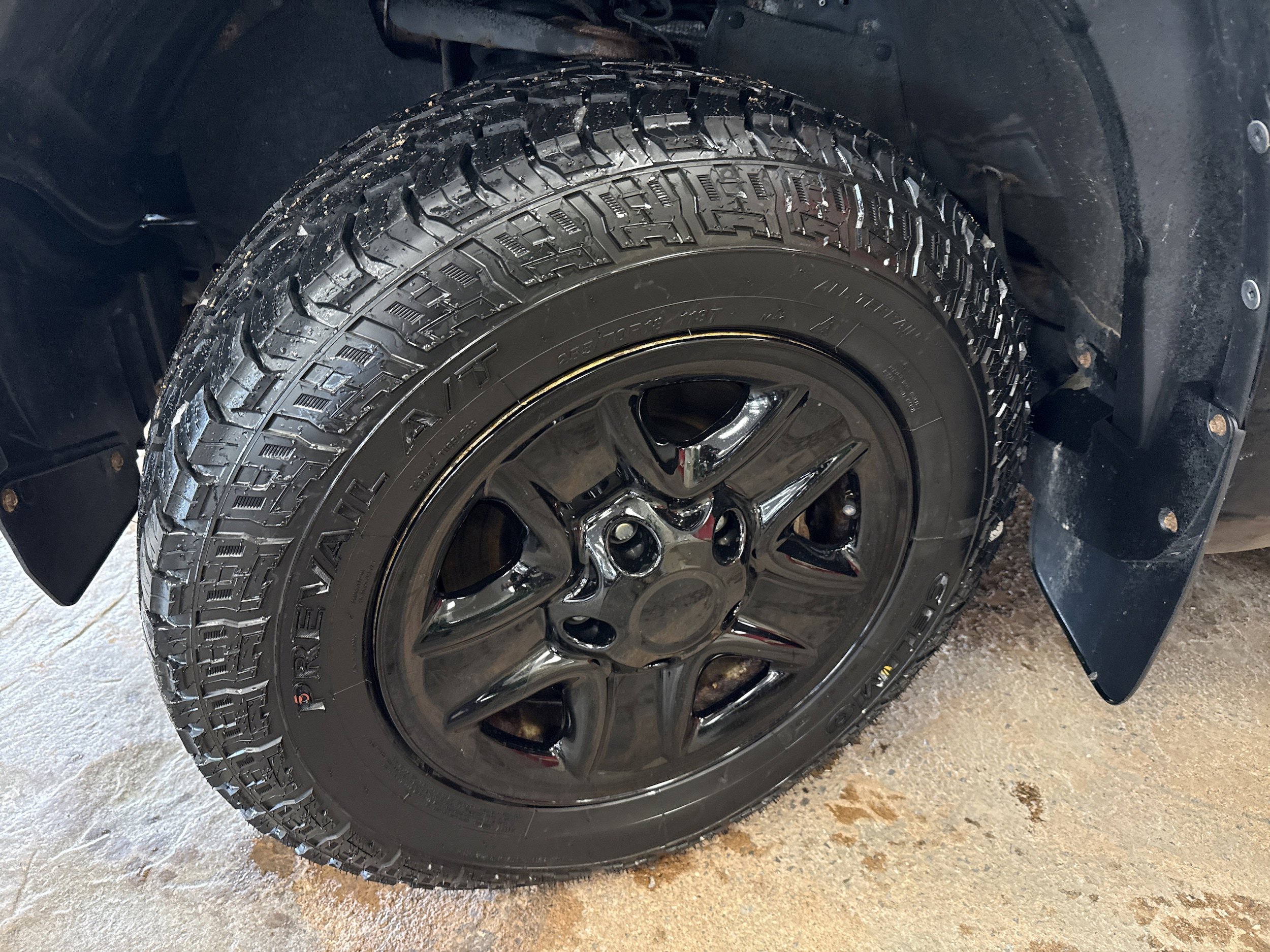 Used 2016 Toyota Tundra SR AWD/4WD image 4