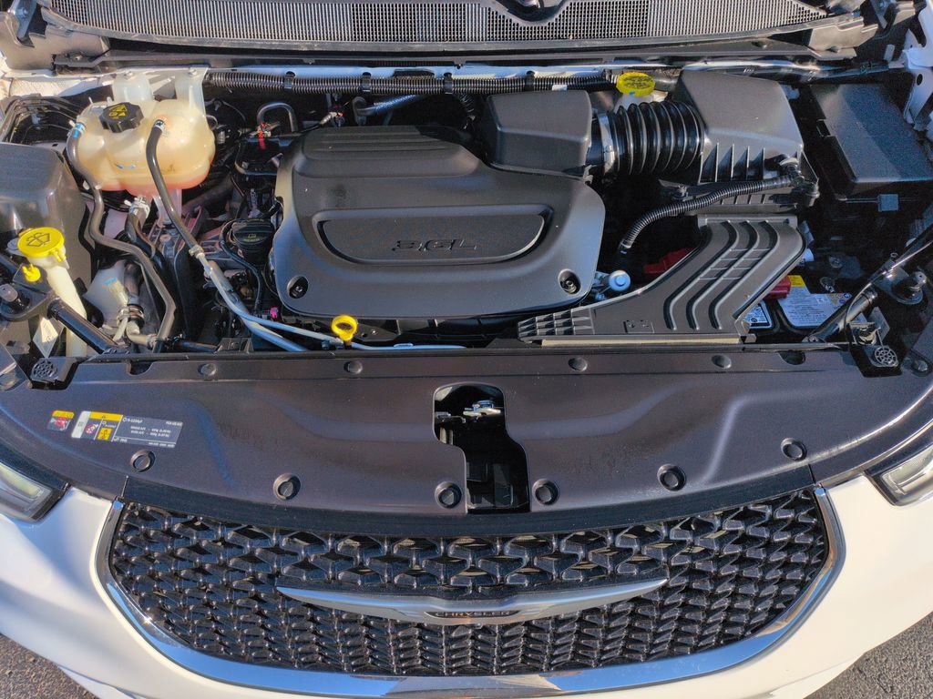 Used 2025 Chrysler Pacifica Select FWD image 22