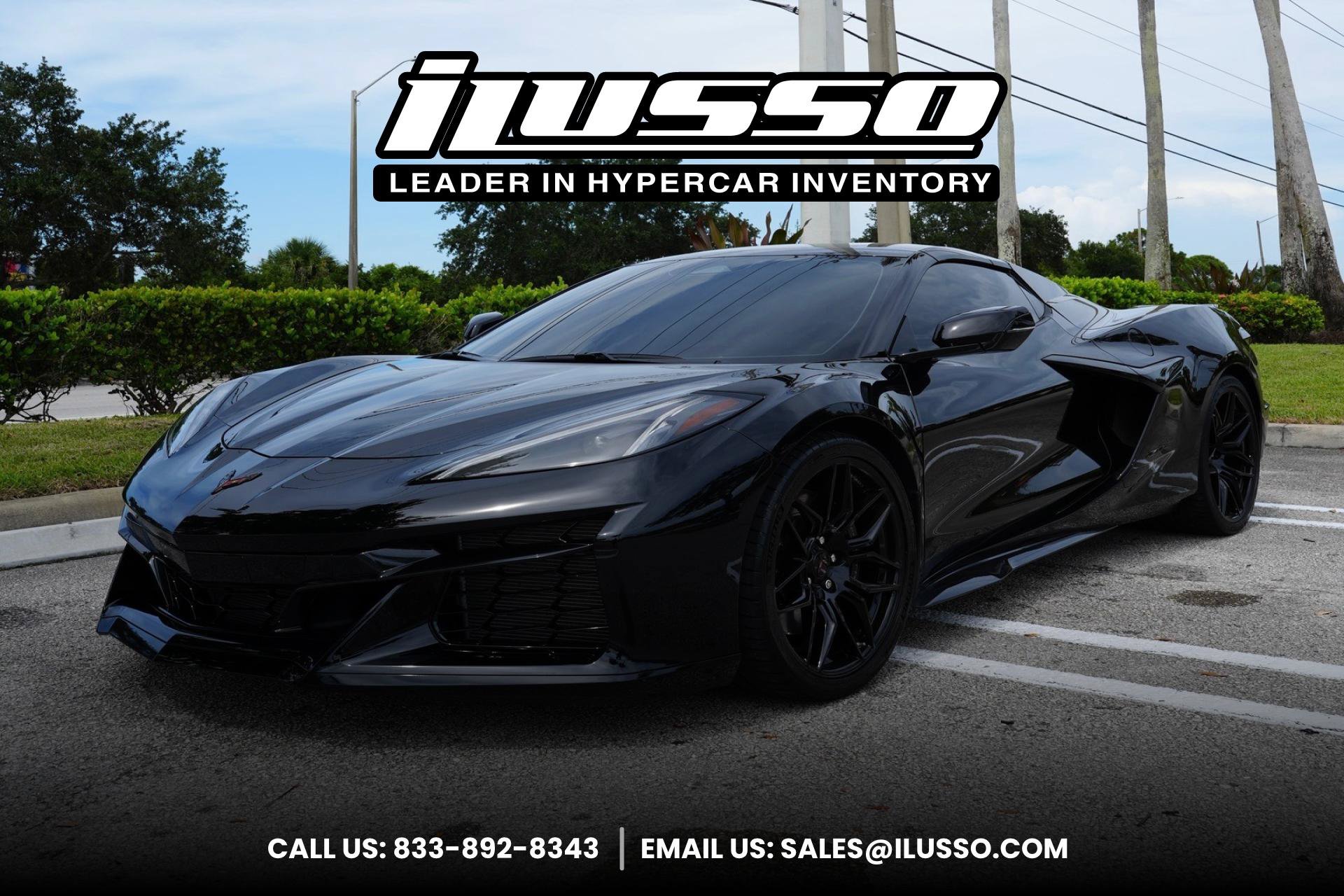 Used 2025 Chevrolet Corvette Z06 RWD image 1