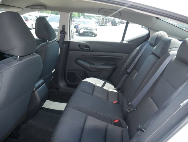 Used 2024 Nissan Altima 2.5 SV FWD image 20