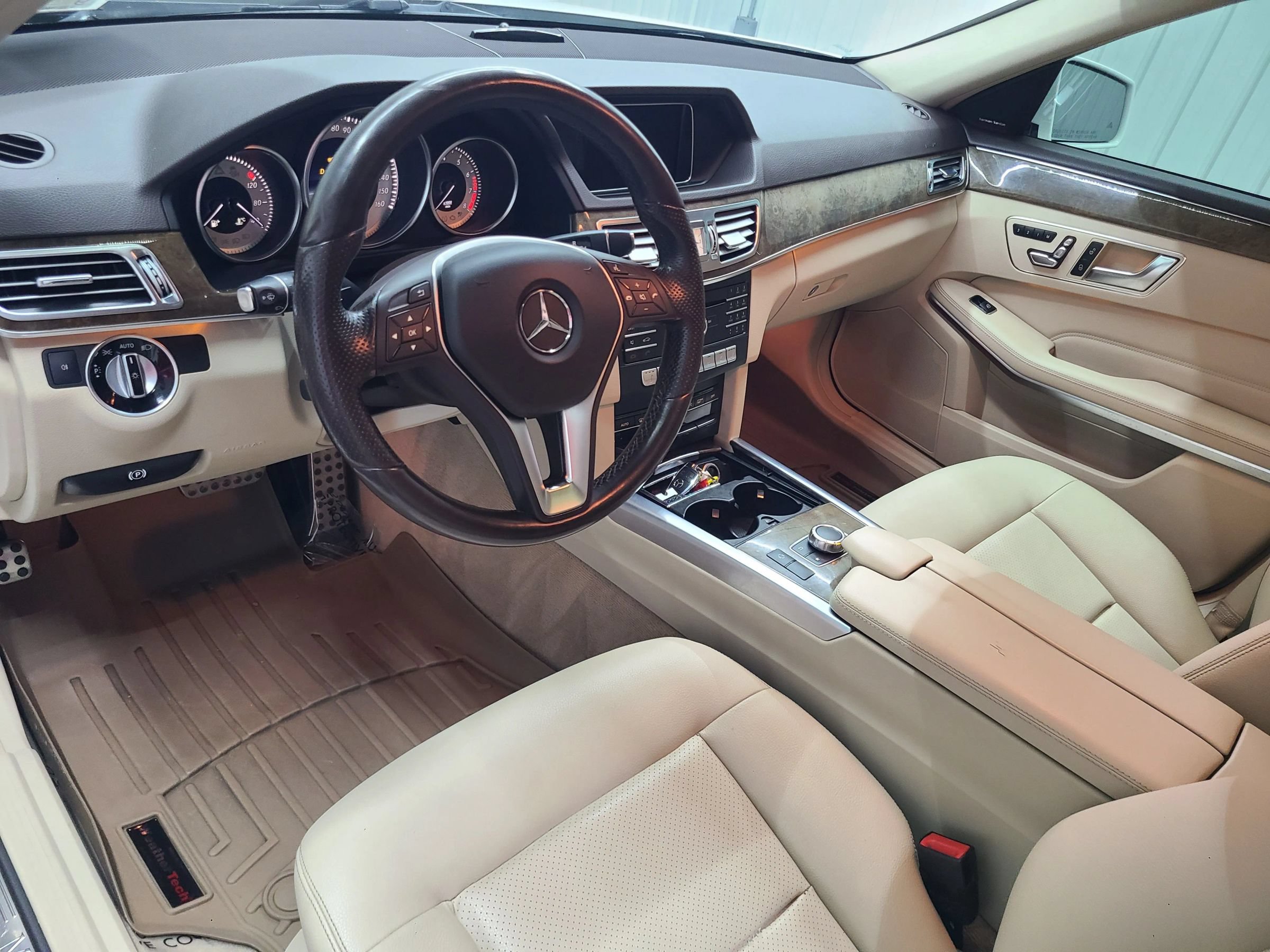 Used 2016 Mercedes-Benz E 350 4MATIC Wagon image 24