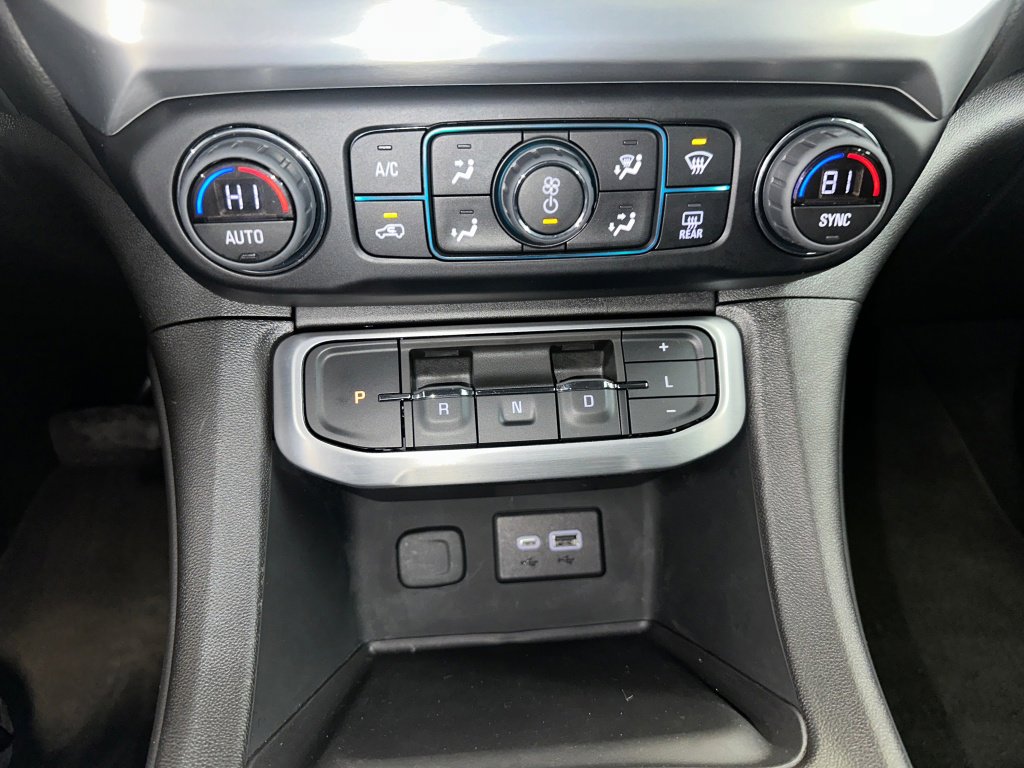 Certified 2023 GMC Acadia SLE w/ Driver Convenience Package image 13