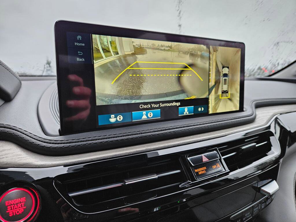 New 2026 Acura MDX SH-AWD w/Advance image 38