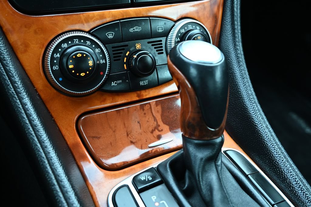 Used 2003 Mercedes-Benz SL 500 image 23