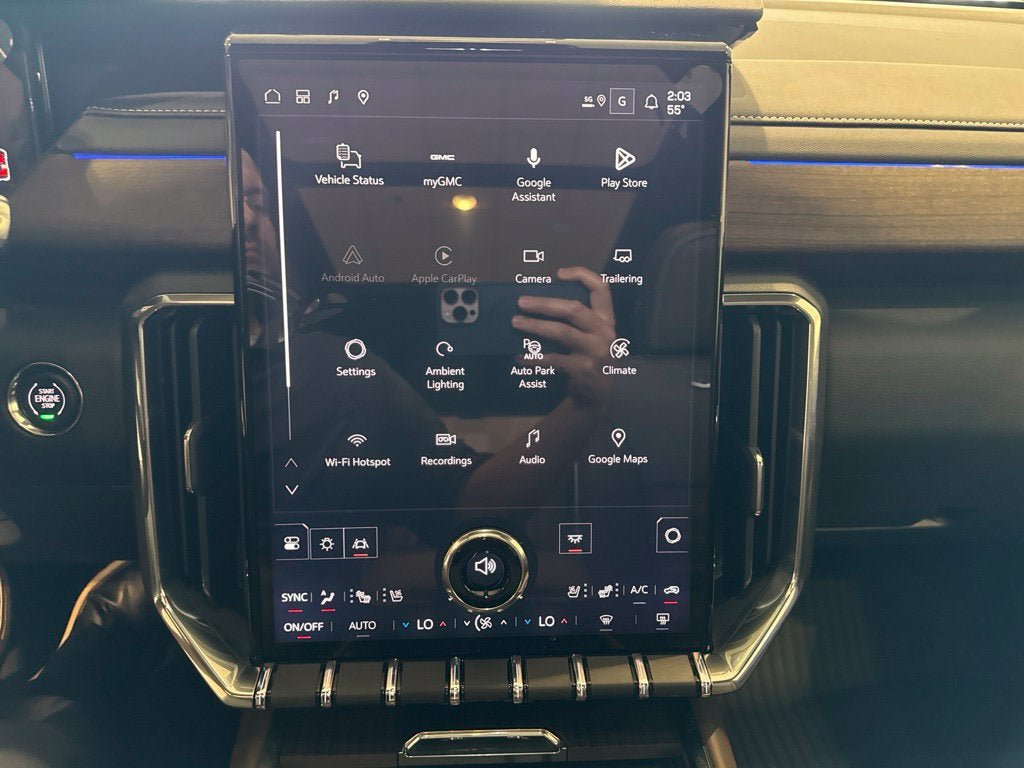 New 2027 GMC Acadia Denali Ultimate w/ LPO, Floor Liner Package AWD/4WD image 31