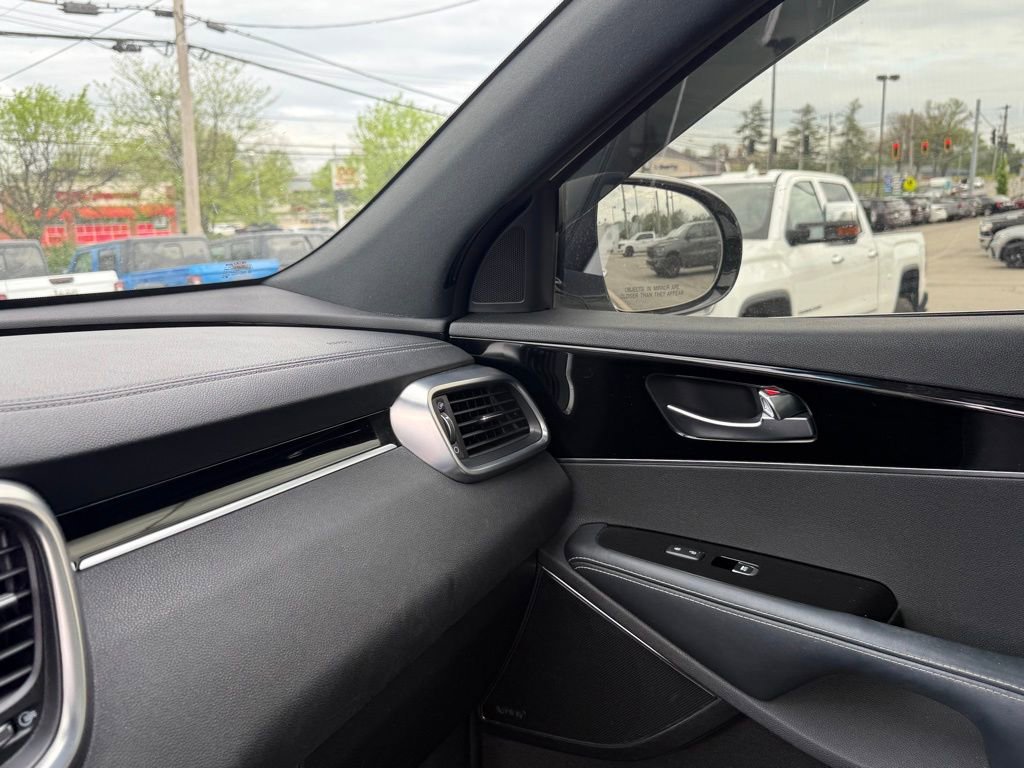 Used 2016 Kia Sorento SX w/ SXL Technology Package image 23