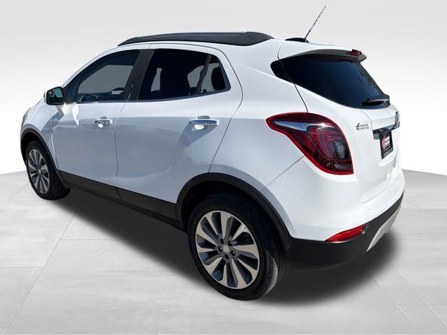 Used 2020 Buick Encore Preferred image 3