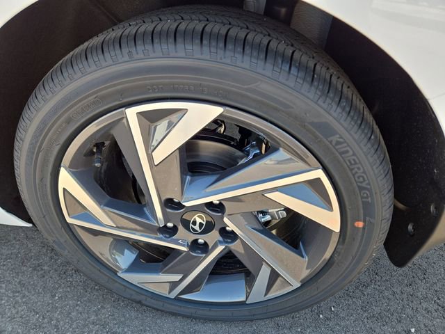 New 2026 Hyundai Elantra Limited FWD image 33