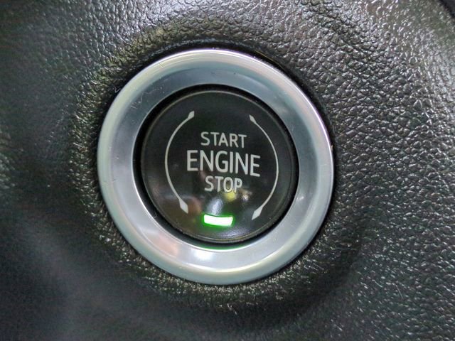 Used 2021 Chevrolet Silverado 1500 RST AWD/4WD image 27