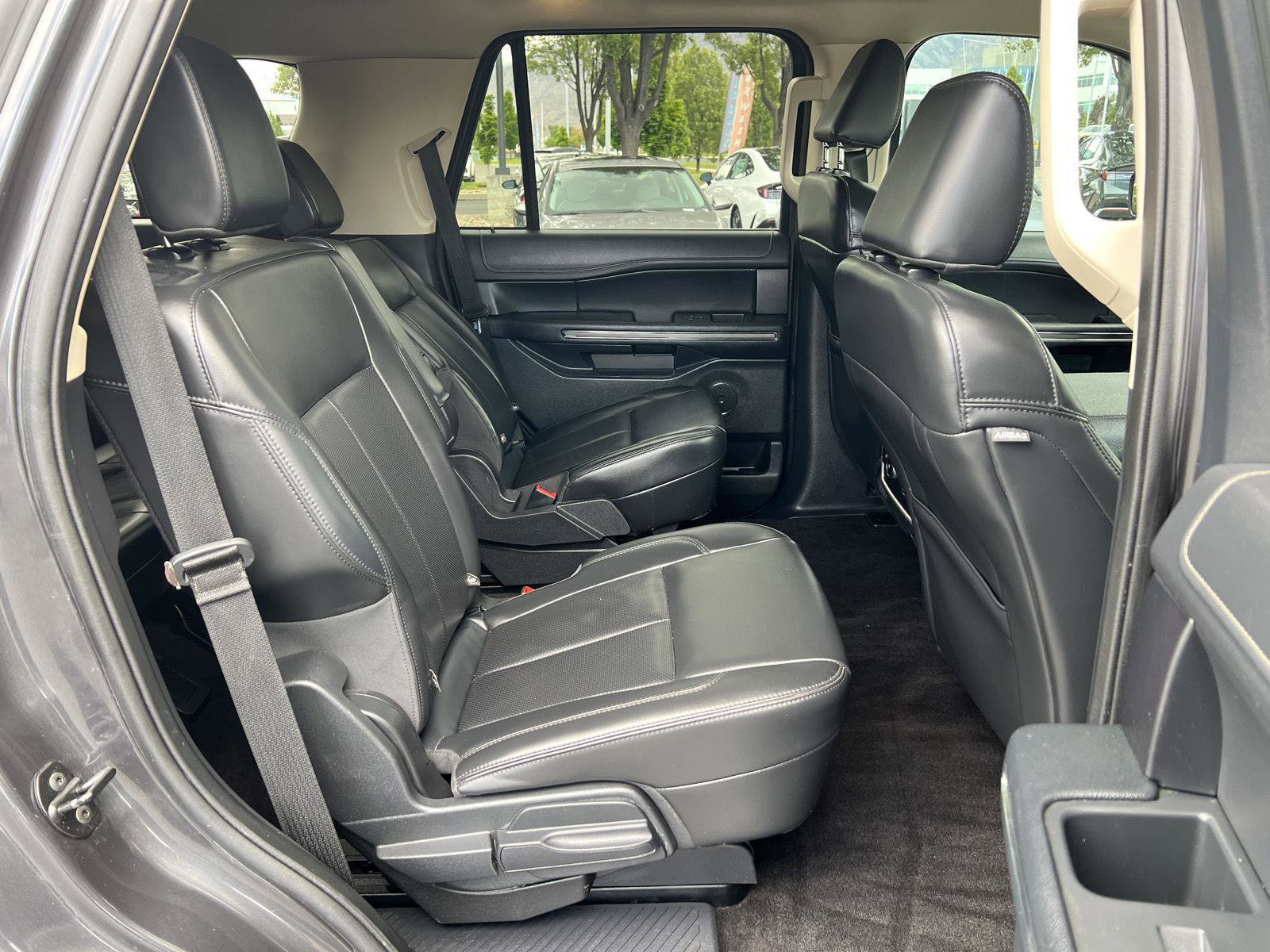 Used 2022 Ford Expedition XLT RWD image 26