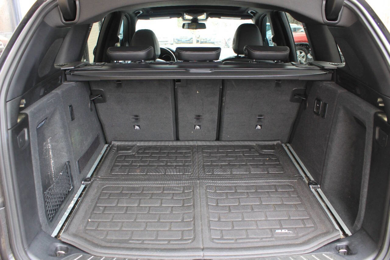 Used 2018 BMW X3 M40i image 15