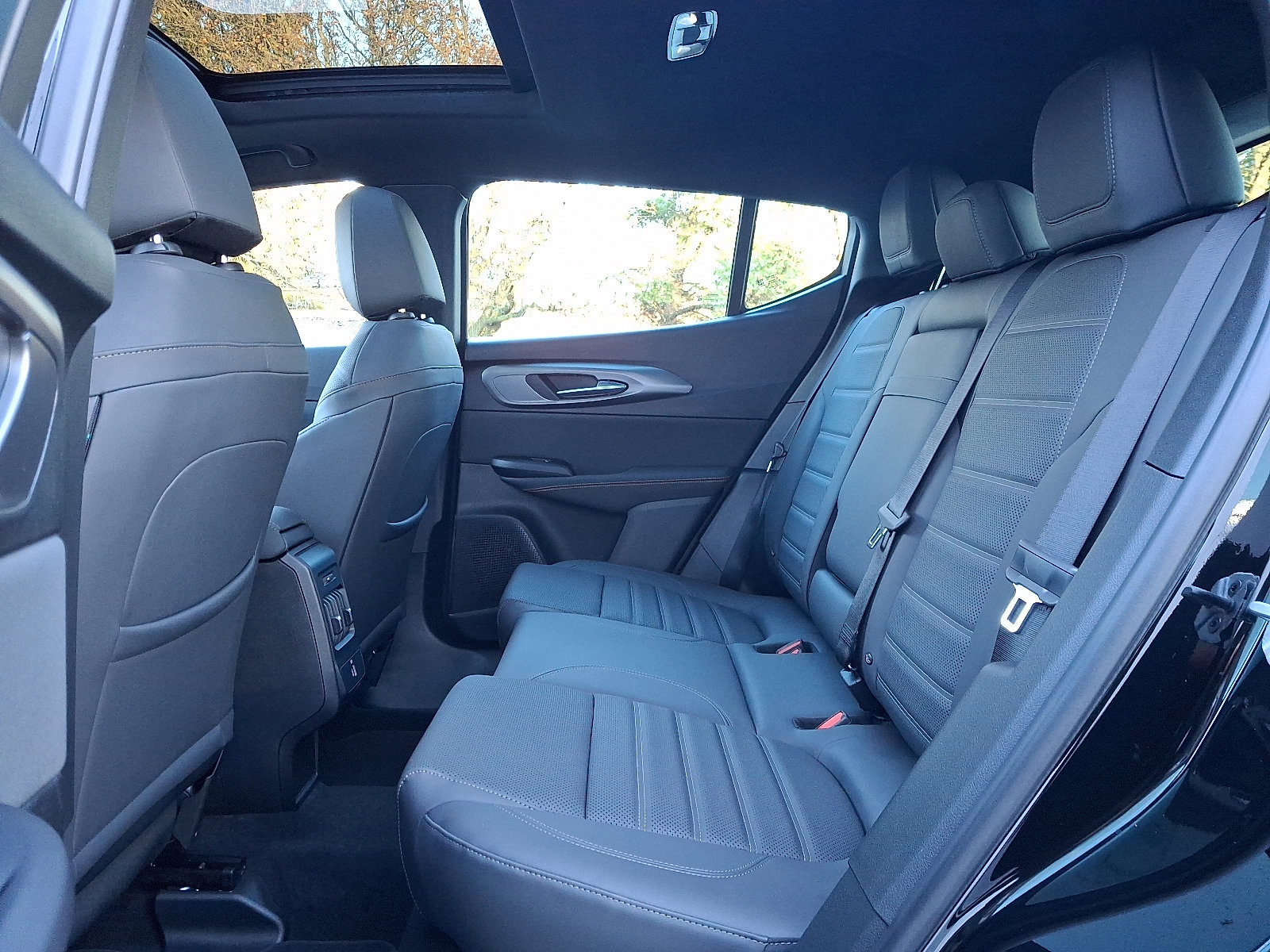 New 2025 Alfa Romeo Tonale AWD w/ Premium Package image 5