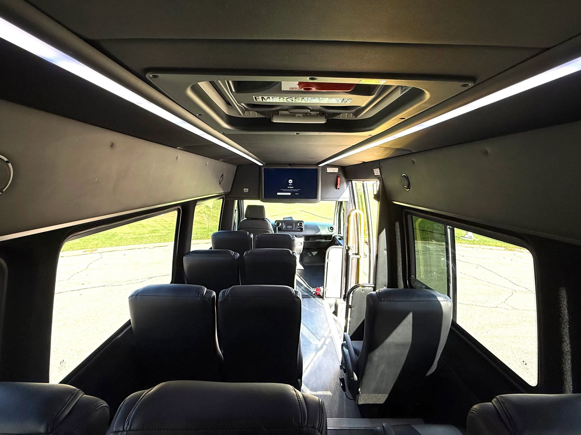 Used 2019 Mercedes-Benz Sprinter 3500 image 19