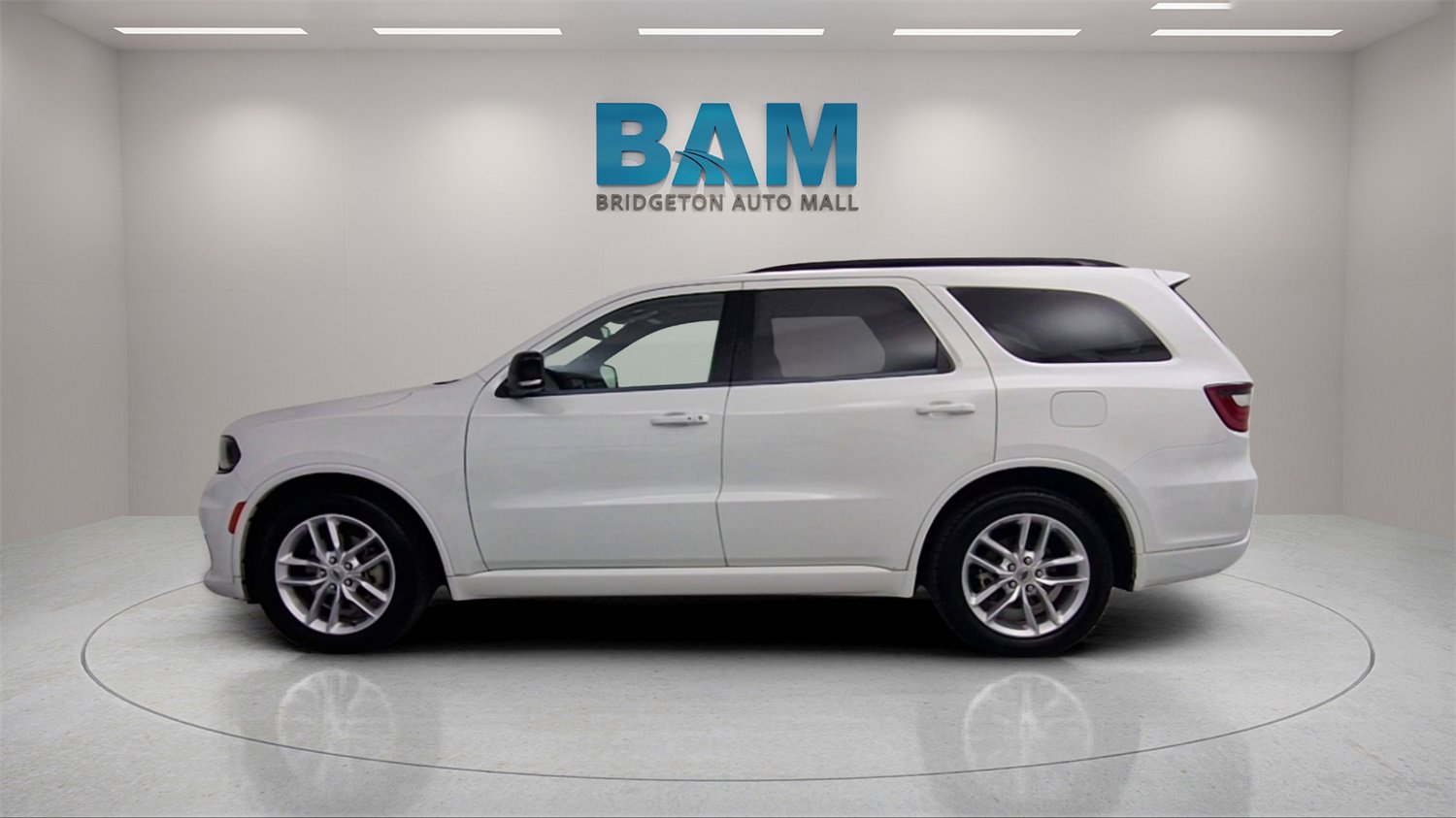 Used 2023 Dodge Durango GT image 4