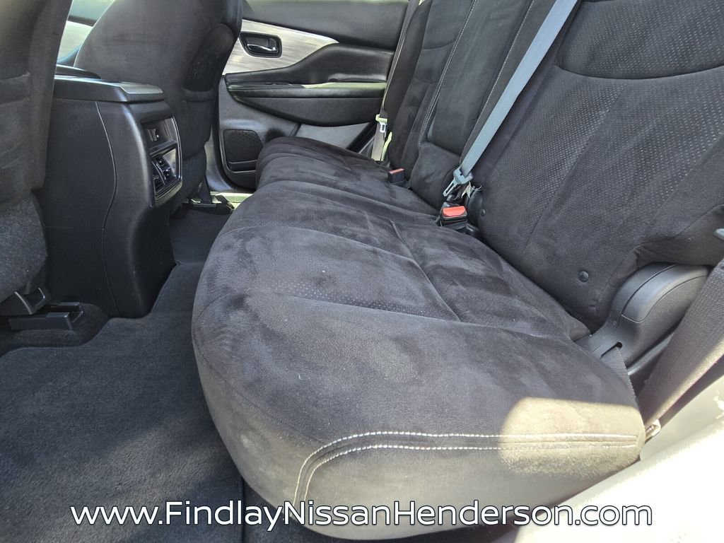 Used 2015 Nissan Murano SV w/ Premium Package FWD image 12