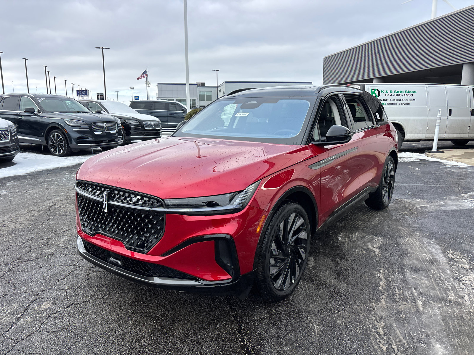 New 2026 Lincoln Nautilus Reserve w/ Jet Appearance Package image 3