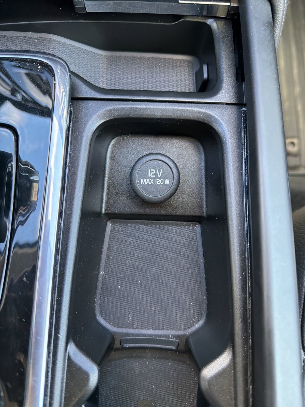 Certified 2025 Volvo S90 B6 Plus w/ Protection Package Premier image 42