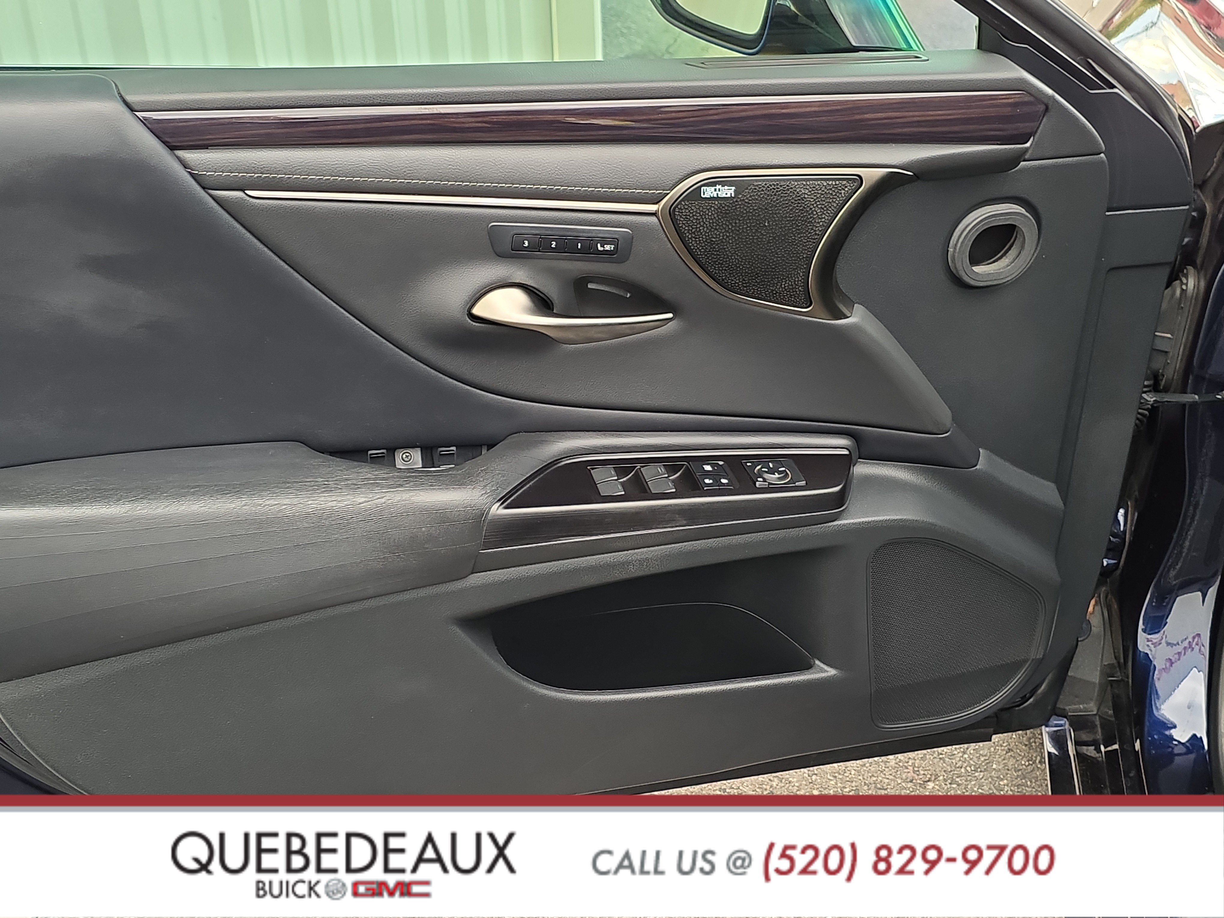 Used 2019 Lexus ES 350 w/ Premium Package FWD image 9
