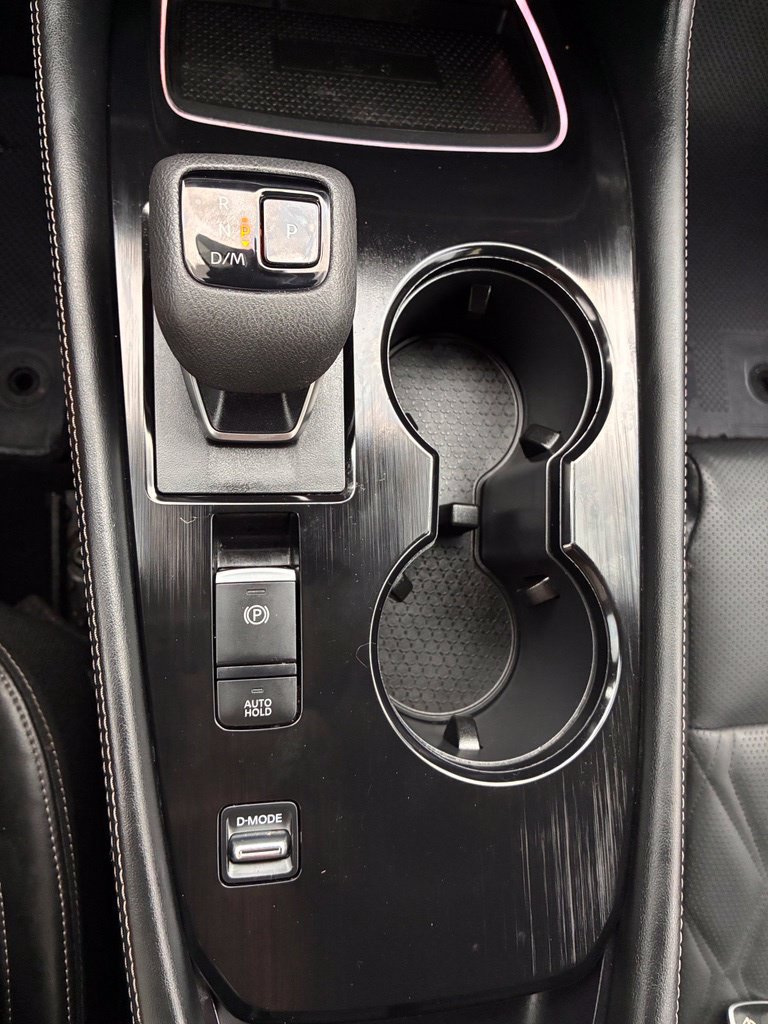 Used 2024 Nissan Rogue Platinum FWD image 36