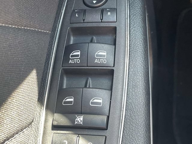 Used 2023 Dodge Charger SXT w/ Cold Weather Package RWD image 25