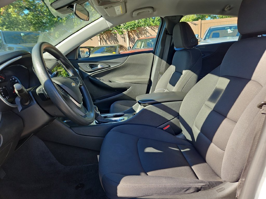 Used 2024 Chevrolet Malibu LT FWD image 21