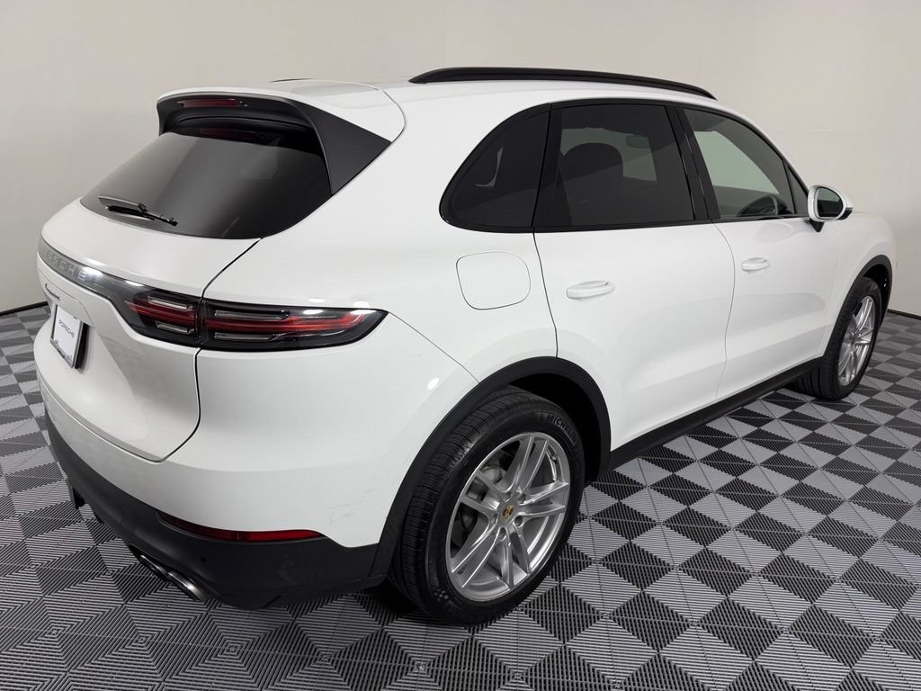 Certified 2023 Porsche Cayenne AWD/4WD image 10
