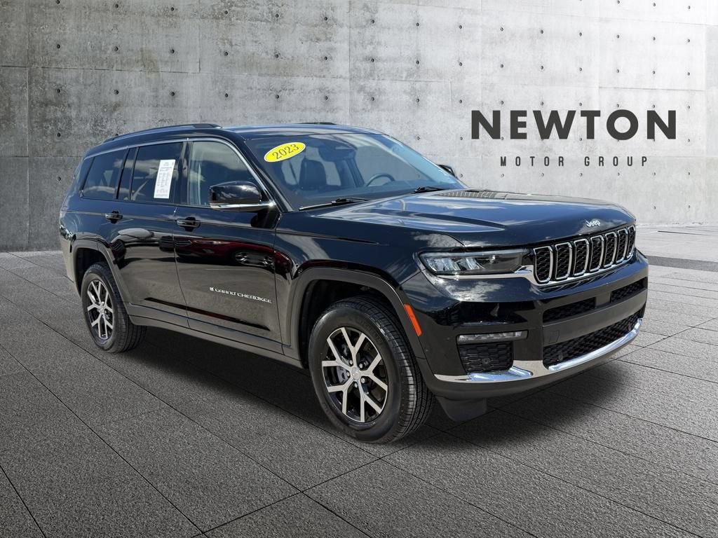 Used 2023 Jeep Grand Cherokee L Limited w/ Luxury Tech Group II AWD/4WD video 1