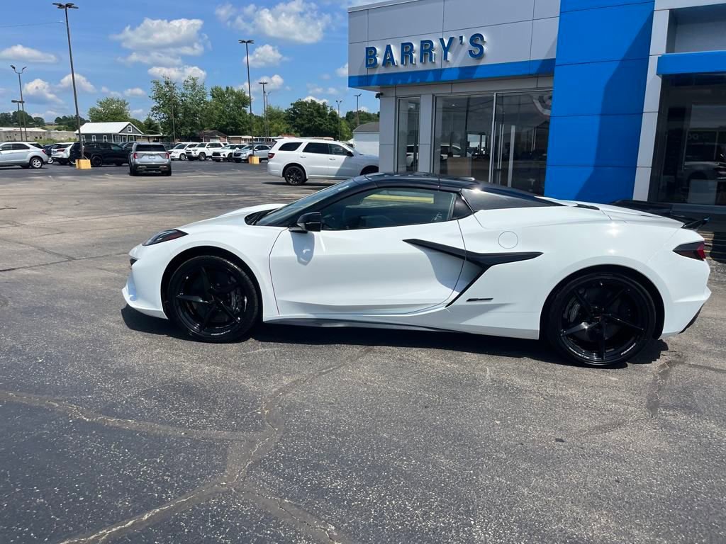 New 2025 Chevrolet Corvette E-Ray w/ Battery Protection Package image 2
