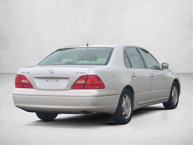 Used 2002 Lexus LS 430 RWD image 5