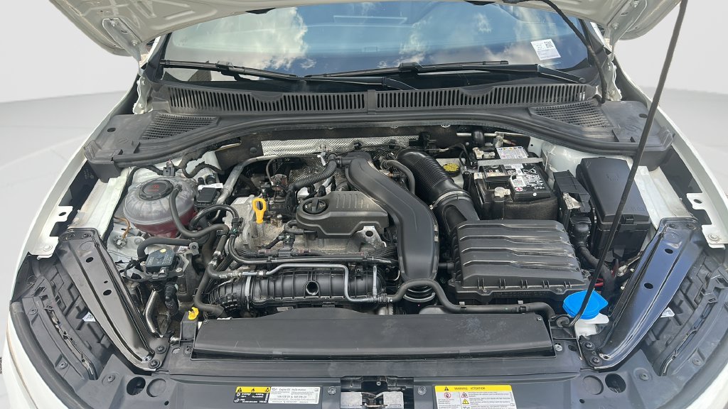 Used 2025 Volkswagen Jetta Sport FWD image 24
