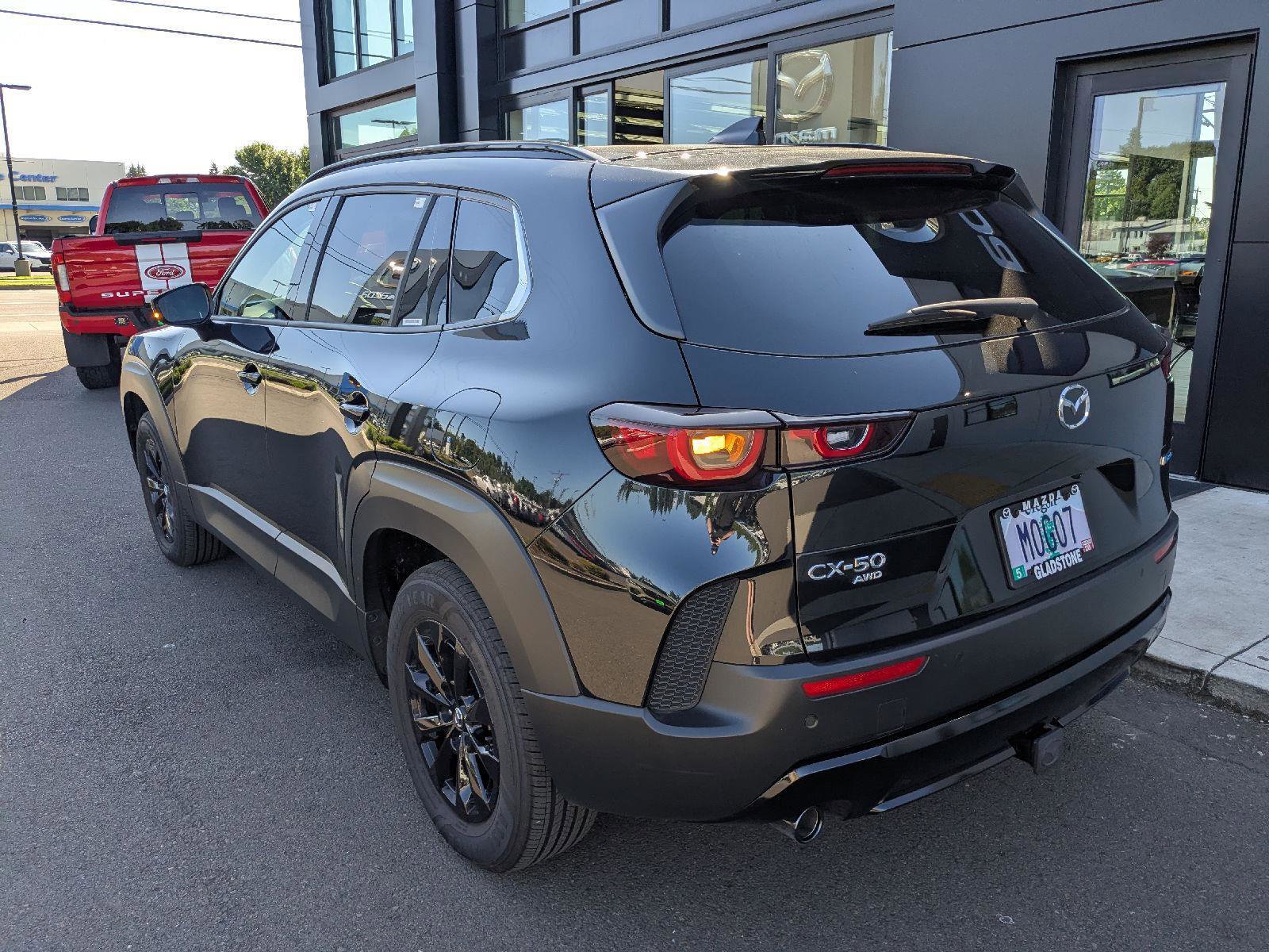 Used 2026 MAZDA CX-50 AWD 2.5 Hybrid w/ Premium Pkg image 4