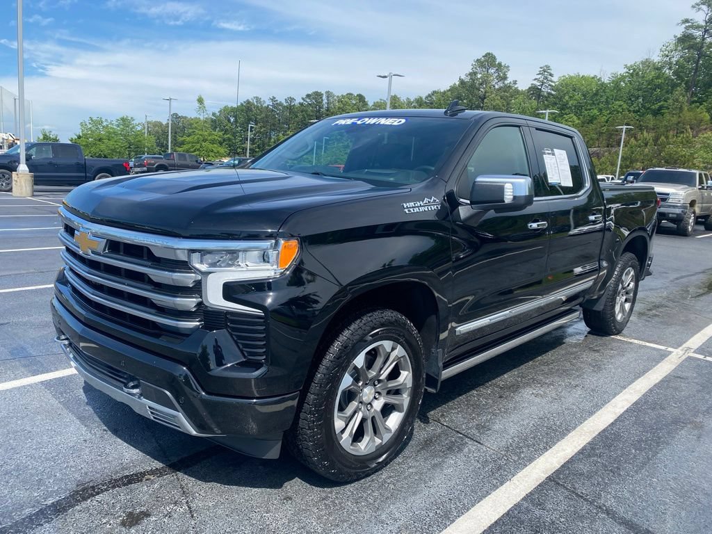 Used 2023 Chevrolet Silverado 1500 High Country AWD/4WD image 3