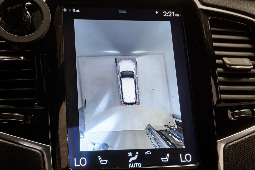 Used 2018 Volvo XC90 T6 Momentum w/ Convenience Package AWD/4WD image 20