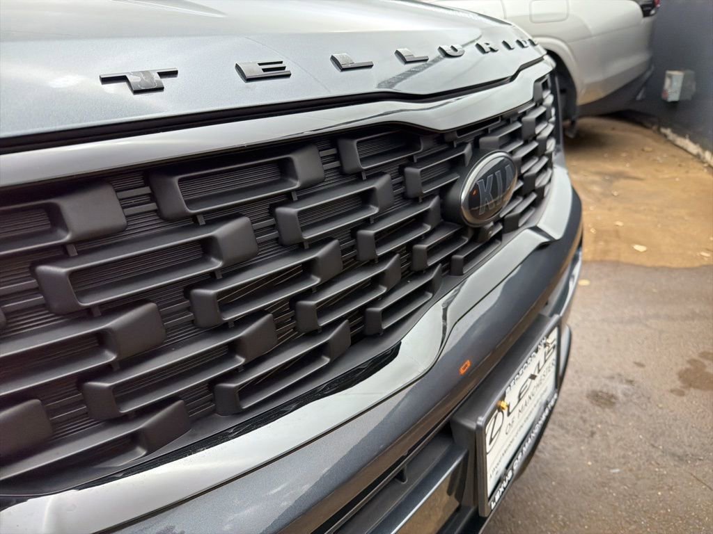 Used 2021 Kia Telluride SX w/ SX Prestige Package image 41