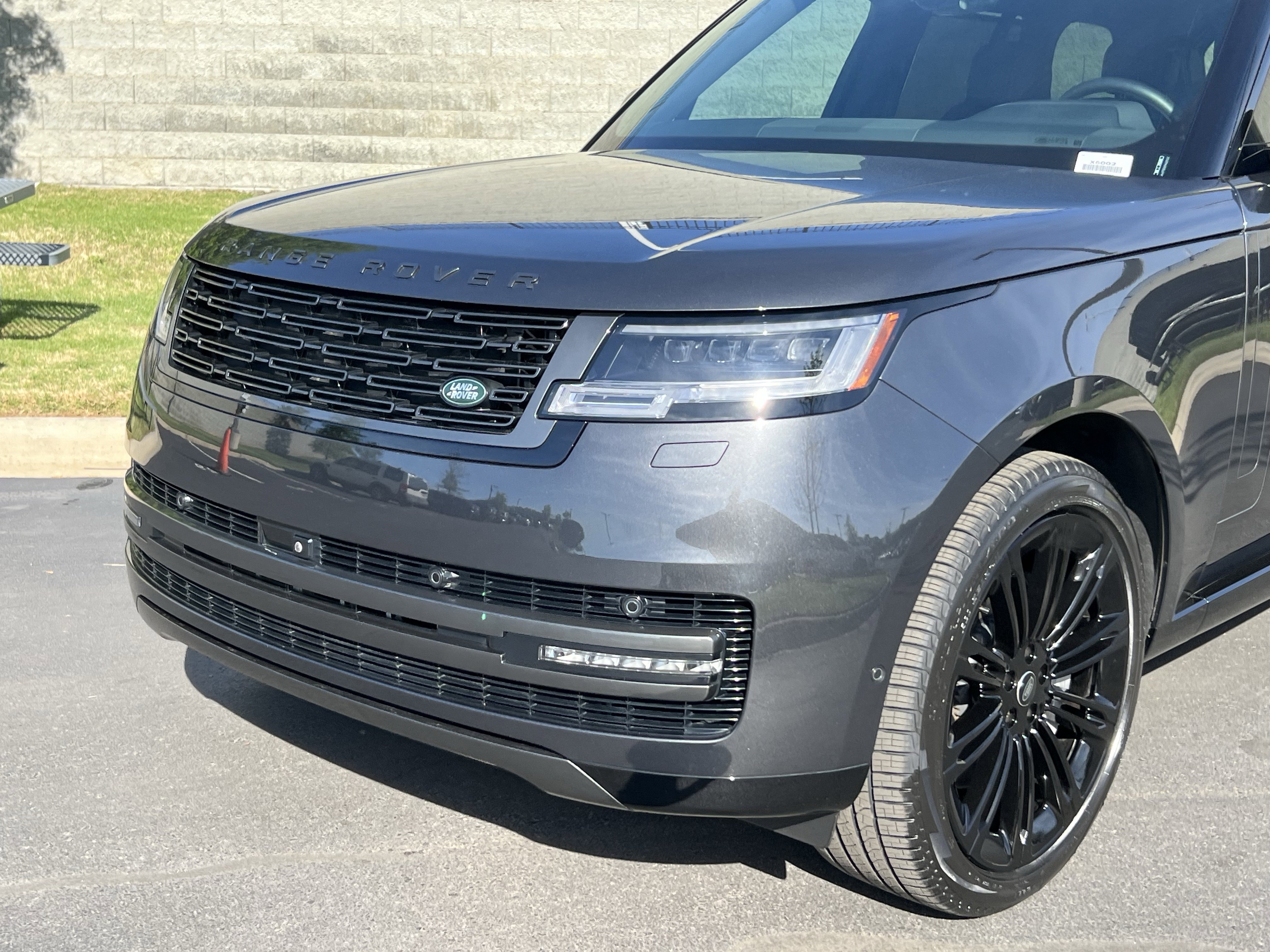 Certified 2024 Land Rover Range Rover SE image 11