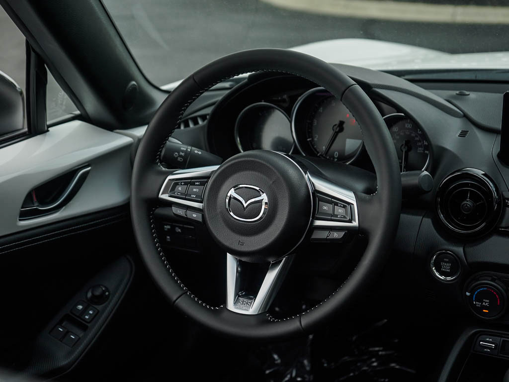 New 2025 MAZDA MX-5 Miata RF Club image 13