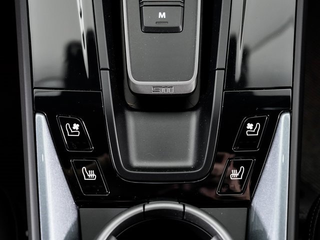 Used 2025 Porsche 911 Carrera image 25