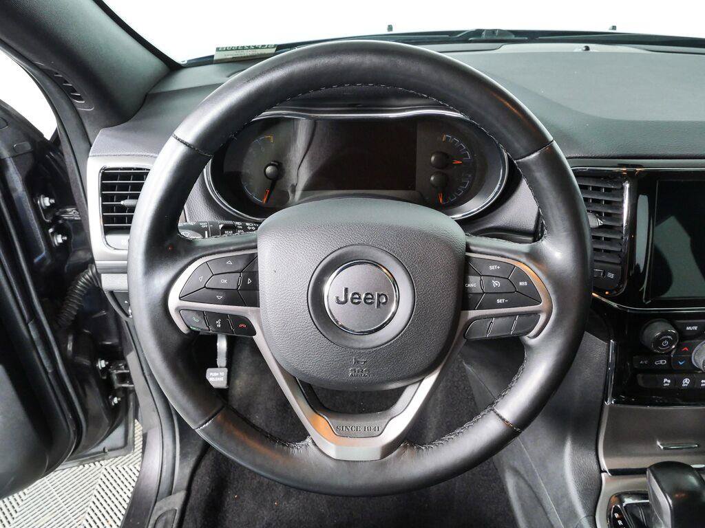 Used 2021 Jeep Grand Cherokee Laredo X RWD image 8