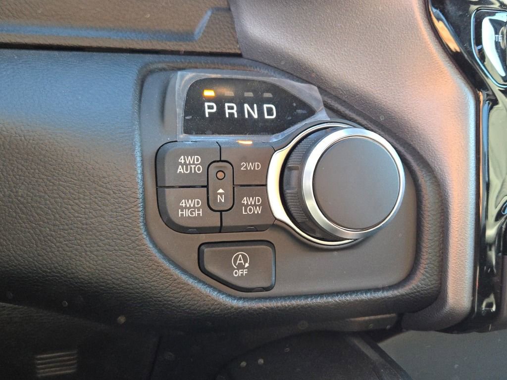 New 2026 RAM 1500 Big Horn AWD/4WD image 25