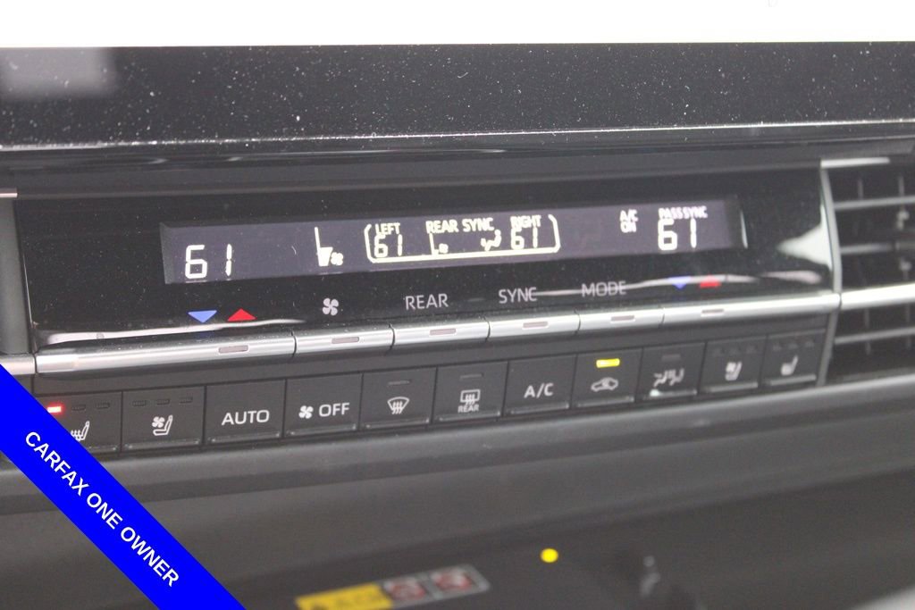 Used 2025 Toyota Sienna Platinum image 45